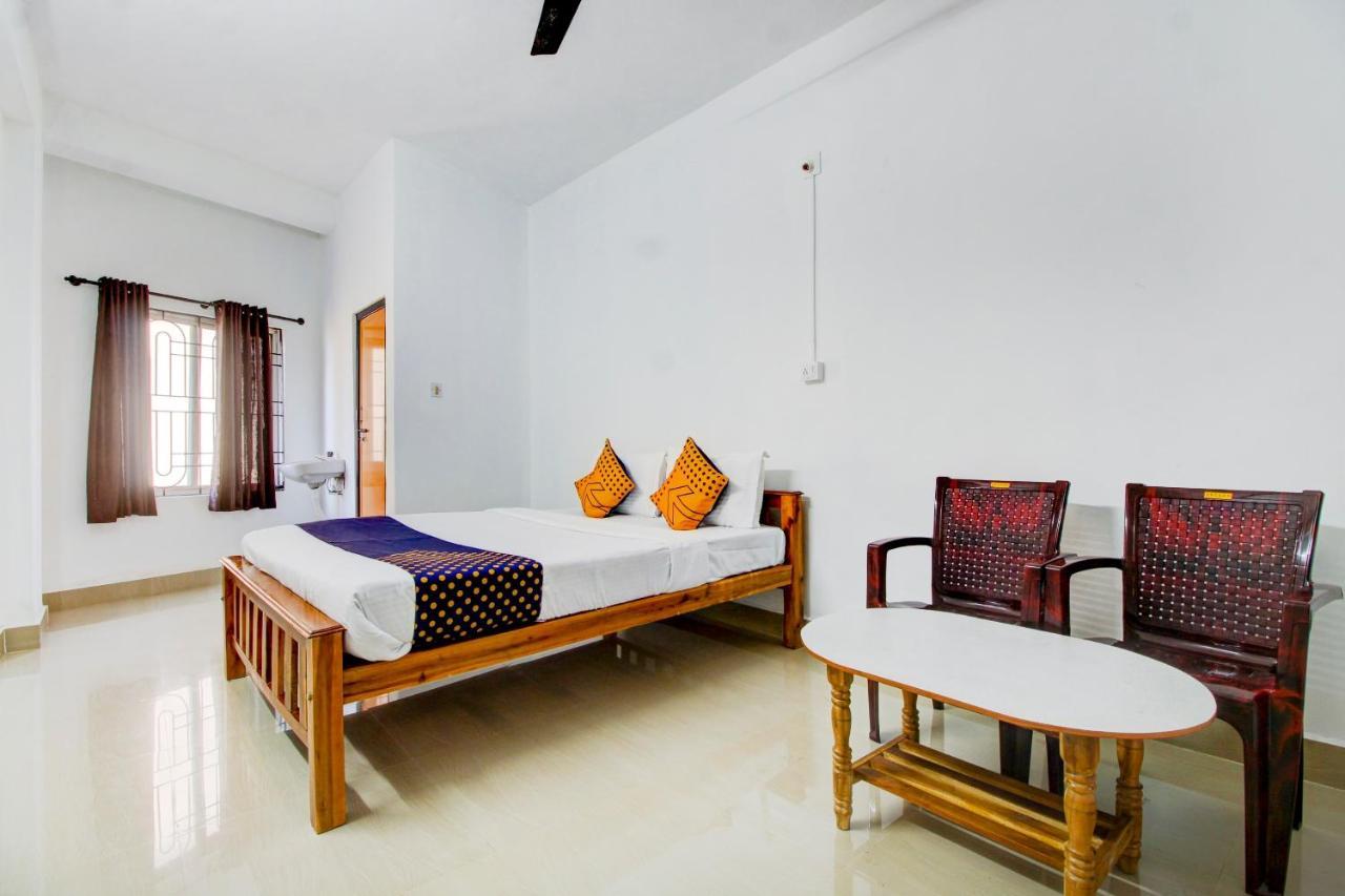 Spot On Hotel Samruddhi Residency 马尼帕尔 外观 照片