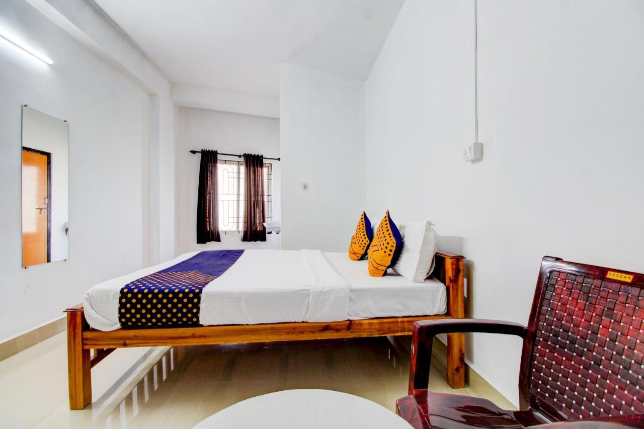 Spot On Hotel Samruddhi Residency 马尼帕尔 外观 照片